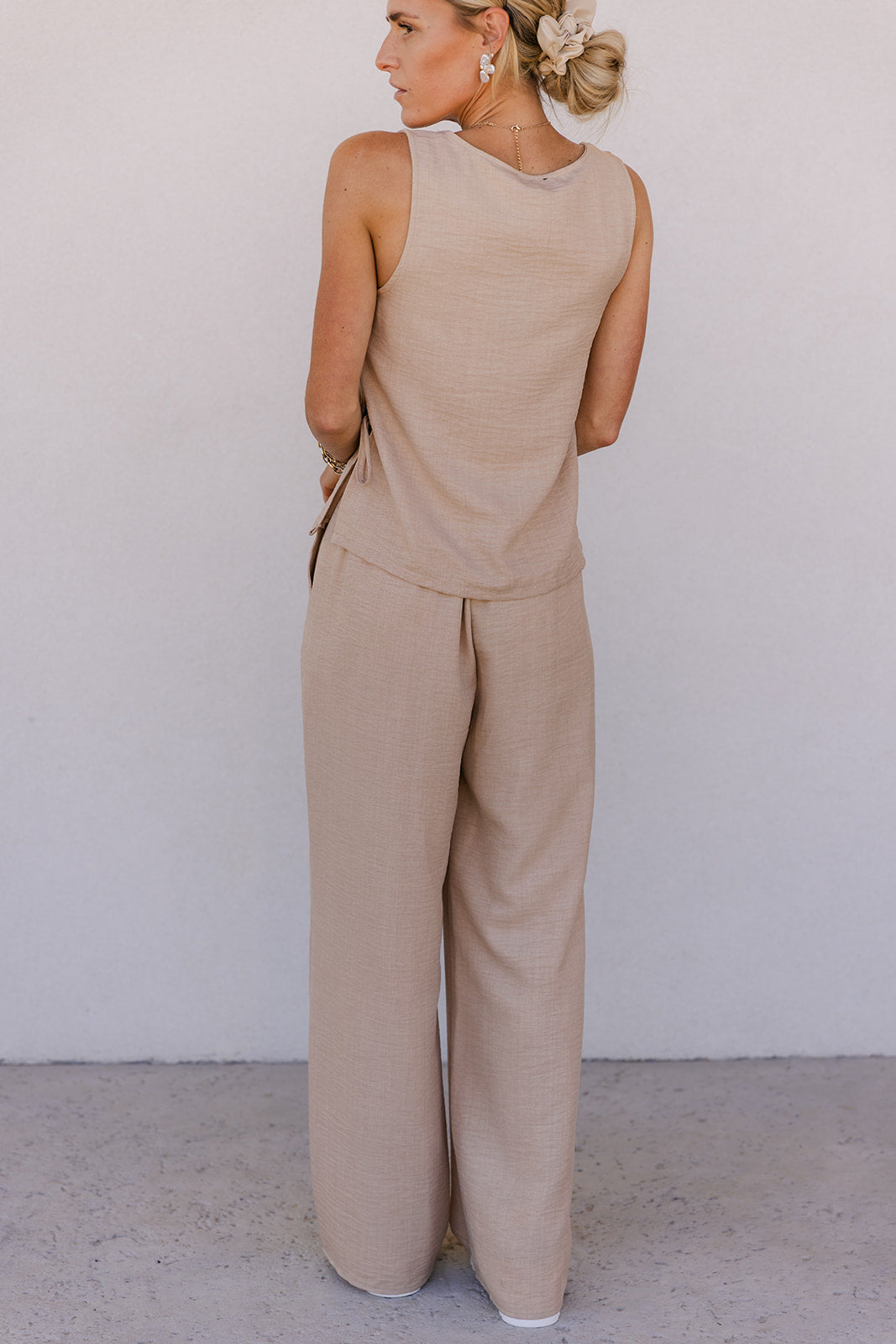The Rio Linen Set in Tan
