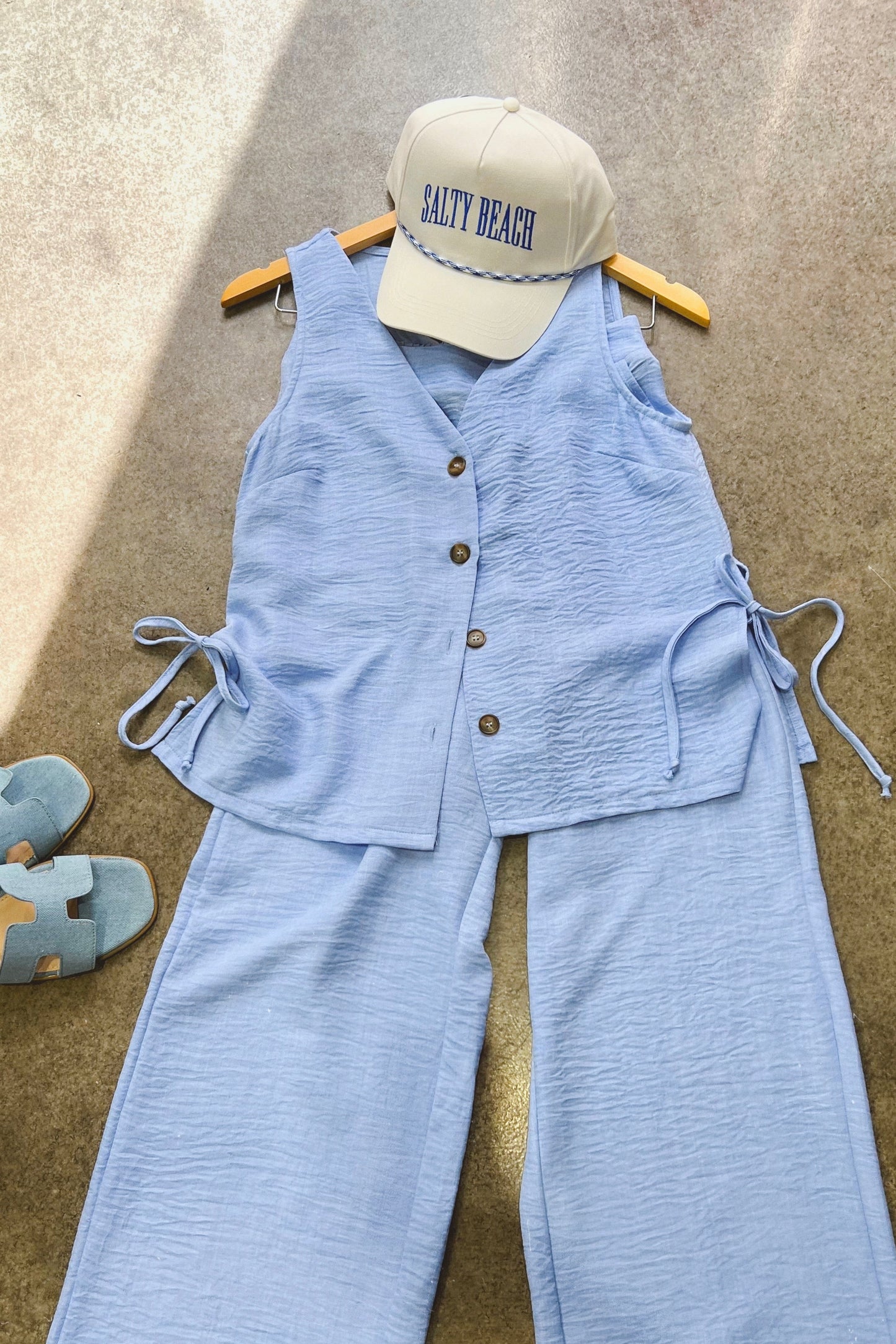 The Rio Linen Set in Blue